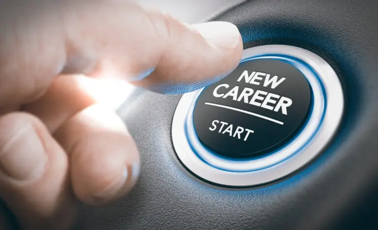 Train as a driving instructor in Manchester with Drive 4 Pass and get on route to your new career